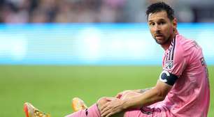 Bruxa solta? Messi é substituído com 'aparente lesão' dias antes da Copa do Mundo