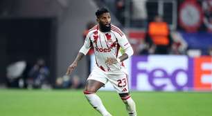 Clube da Série A apresenta proposta por Rodinei e negocia acordo com o Olympiacos