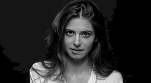 Daniela Aedo revive nostalgia em turnê no Brasil