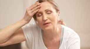 Stress, burnout ou menopausa? Especialista explica como reconhecer os primeiros sinais da transição hormonal