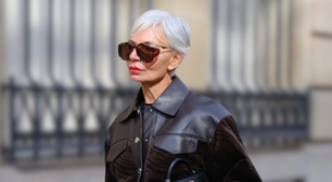 Nem preto, nem branco: o tênis Adidas na cor '101 Dálmatas' é perfeito para mulheres estilosas 50+ neste Inverno; e daria inveja até na Cruella de Vil