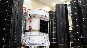 A NASA está submetendo o módulo Orion a testes extremos: fritando-o com decibéis emitidos por vários alto-falantes
