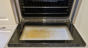 Finalmente alguém nos mostra como limpar o forno em menos de cinco minutos sem usar pirólise: veja como fazer