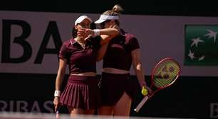 Luisa Stefani comemora estreia arrasadora em Roland Garros