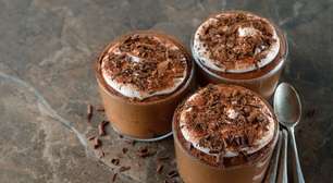 Mousse de chocolate com café saudável: cremoso, fácil e cheio de sabor