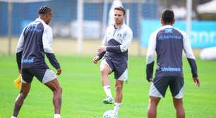 Arthur faz sacrifício e situação no Grêmio ganha novo capítulo