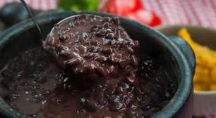 Como temperar seu feijão cozido para deixá-lo delicioso e grosso: o truque é usar este ingrediente