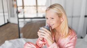 Metabolismo na menopausa: 3 chás que ajudam ativar o gasto energético