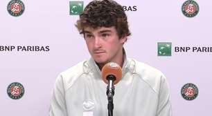 João Fonseca revela papo com Djokovic após vitória histórica e tenta conter empolgação: 'Desfrutar o momento'