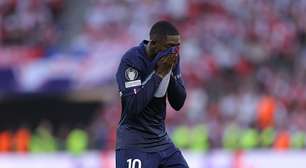 Problema para França? Dembélé deixa final da Liga dos Campeões com problema na coxa