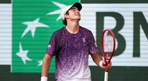 "O sonho continua": João Fonseca vence e vai às quartas de final de Roland Garros