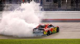 NASCAR O'Reilly: Justin Allgaier conquista quarta vitória da temporada em Nashville