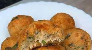 Bolinho de frango na airfryer