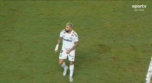 Gabigol marca e é expulso após gesto obsceno
