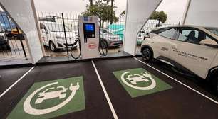 Eletroposto é construído no lugar de posto de gasolina