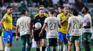 'Já está checado, gol está confirmado', disse VAR antes de árbitro decidir rever lance e anular gol de empate da Chapecoense contra o Palmeiras