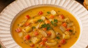 Sopa de legumes assados saborosa e fácil de fazer