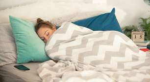 O que significa só conseguir dormir todo coberto?