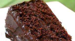Rápido e fácil: faça o melhor bolo de chocolate