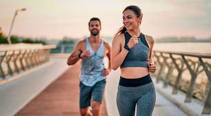 Do beach tennis à corrida: esportes ideais para curtir em casal