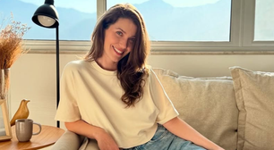 Fantasma tem casa? Chão de taco, paredes claras e janelas antirruído: Nathalia Dill, a Francesca de 'Quem Ama Cuida', mora em apartamento minimalista clean