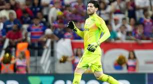 Notícias do Flamengo: goleiro é elogiado na Seleção e pode virar sombra para Rossi no Rubro-Negro