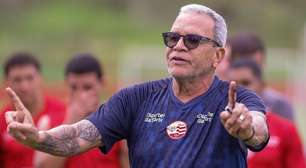 Na mira do Ceará para 2026, Hélio dos Anjos surpreende e toma decisão sobre futuro no Náutico