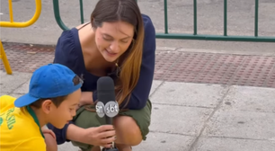Garoto surpreende repórter ao dar entrevista para o SBT: 'Não é a Globo, mas tá bom'