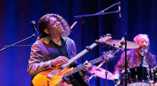 Stanley Jordan toca Jimi Hendrix em SP
