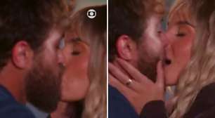 Coração Acelerado: Ana Castela beija André Luiz Frambach e web avisa: 'Vou contar pra Larissa Manoela'