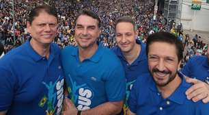 Flavio vai à Marcha para Jesus em 1º evento após escândalo de Dark Horse; Messias fica isolado em trio