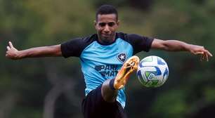Ex-Botafogo, Victor Sá encaminha acerto para reforçar gigante da Série A