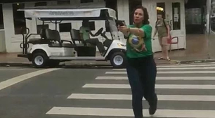 Justiça manda prender jornalista perseguido sob a mira de uma arma por Carla Zambelli