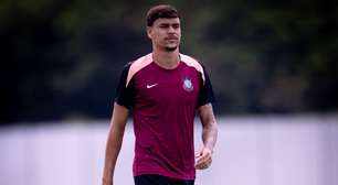Zagueiro do Corinthians segue recuperação no CT durante férias do elenco alvinegro