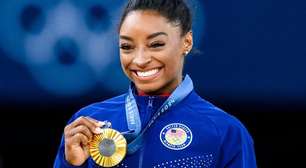 Simone Biles revela problema de saúde e desabafa: 'Quase morrer não estava nos meus planos'