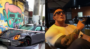 Influenciador Fábio Giga perde controle de Porsche e atinge motos em SP