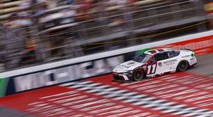 NASCAR Cup: Denny Hamlin vence Michigan e iguala Kyle Busch em número de vitórias