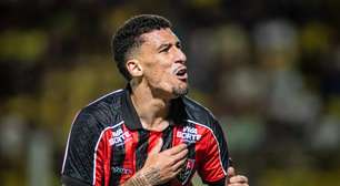 Baralhas revela lesão grau dois antes da final e diz que jogaria "nem que fosse com uma perna" pelo Vitória
