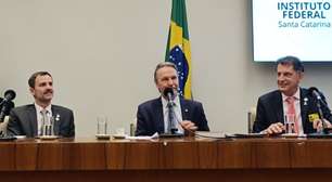 MPF suspende concurso de professor de Libras em SC após denúncia de 45 candidatos surdos que ficaram sem intérpretes na prova