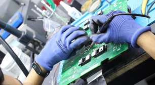 Setor solar amplia demanda por reparo de inversores