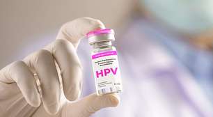 Jovens têm até 30 de junho para se vacinar contra o HPV em Porto Alegre