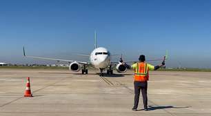Irã fecha aeroportos em Teerã e suspende operações aéreas em meio à troca de ataques com Israel