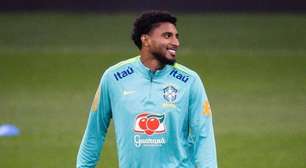 Após convocação de última hora, Éderson chega à concentração da Seleção Brasileira nos EUA
