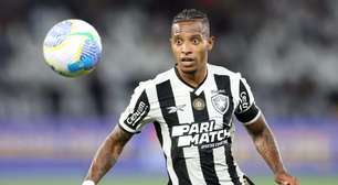 Ex-Botafogo, Tchê Tchê entra na mira de dois clubes brasileiros