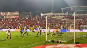 Vila Nova vence o Botafogo-SP e assume a liderança provisória da Série B