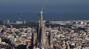Papa abençoará nova torre da Sagrada Família em Barcelona nesta quarta