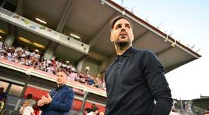 Imprensa aponta Fabregas como próximo técnico do Barcelona; entenda