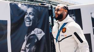 Memphis Depay não sai do banco em vitória da Holanda em último amistoso antes da Copa do Mundo