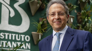 Diretor do Butantan diz que vacinados há 21 dias ou mais podem ficar 'descansados': 'Só usufrui do benefício'