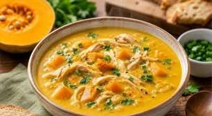 Caldo de abóbora com frango: a receita cremosa e nutritiva que conquista nos dias frios